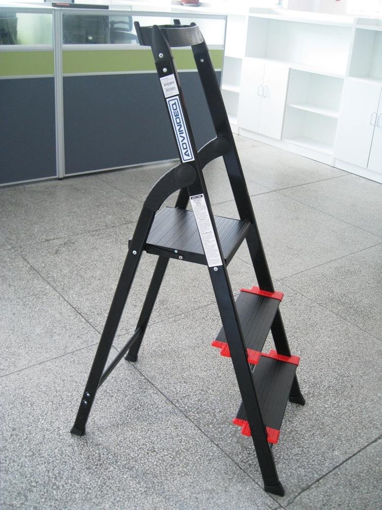 Advindeq Step Ladder with Large Platform AV-203, 3-steps